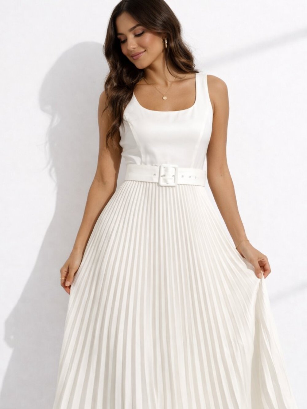 Tahari White Pleated Dress Women Size 12 Sleeveless Fit & Flare Elegant NWT